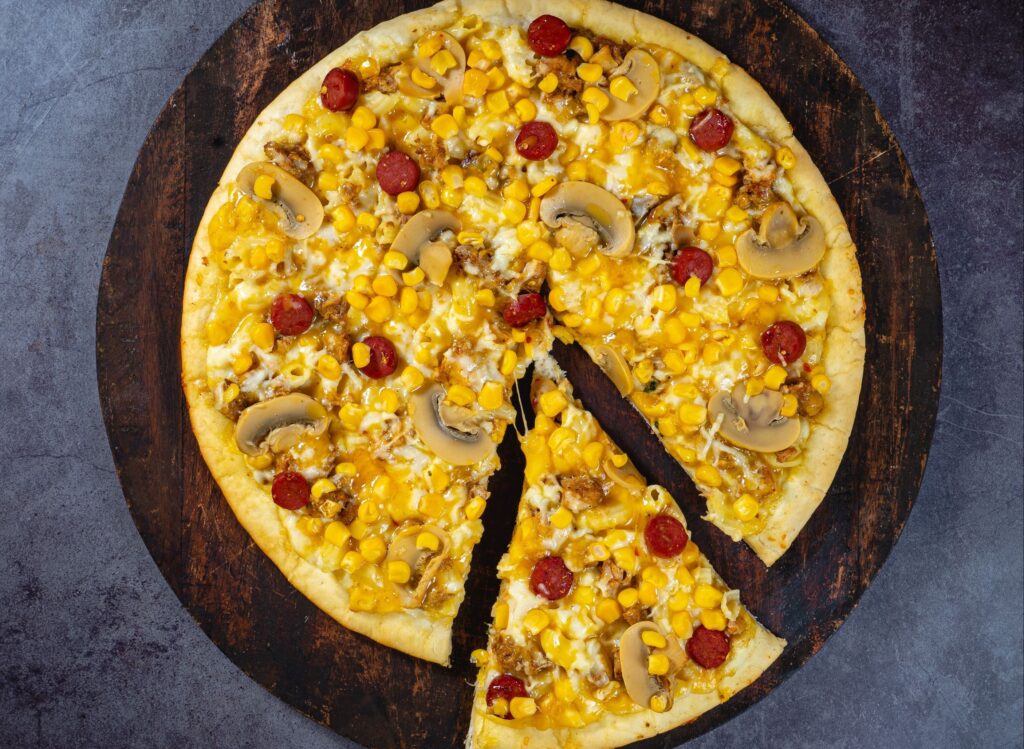 Mac & Cheese Pizza